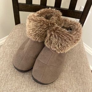 Isotoner fur slipper boots